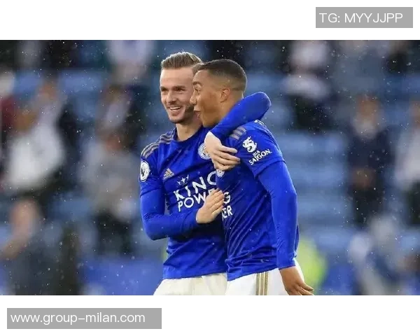 张伯伦随队训练厄德高热苏斯在列约克雷斯等四人缺席情况更新